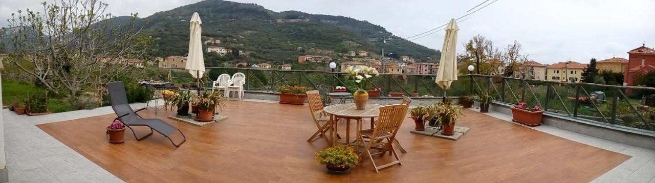Casa Papaveri Rossi Finale Ligure Exterior foto